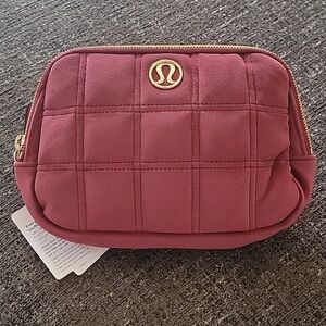 Lululemon - Everywhere belt bag 1L